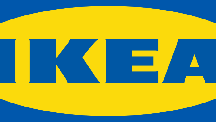 Húsmentes hot doggal rukkolt elő az IKEA